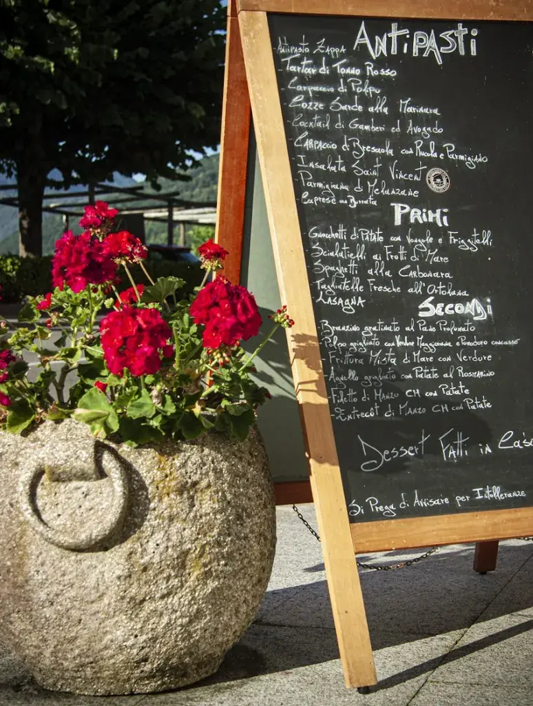 Menu_Ristorante - Hotel Lake Lodge Zappa_Brusino Arsizio_immagine_3