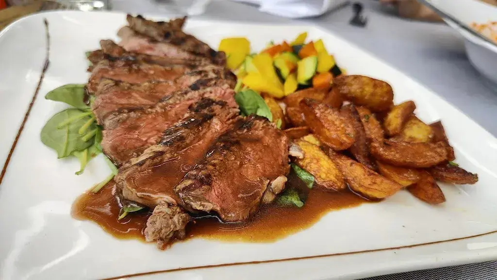 Rasmus Iten_Ristorante - Pizzeria San Michele_Caslano_Bewertung