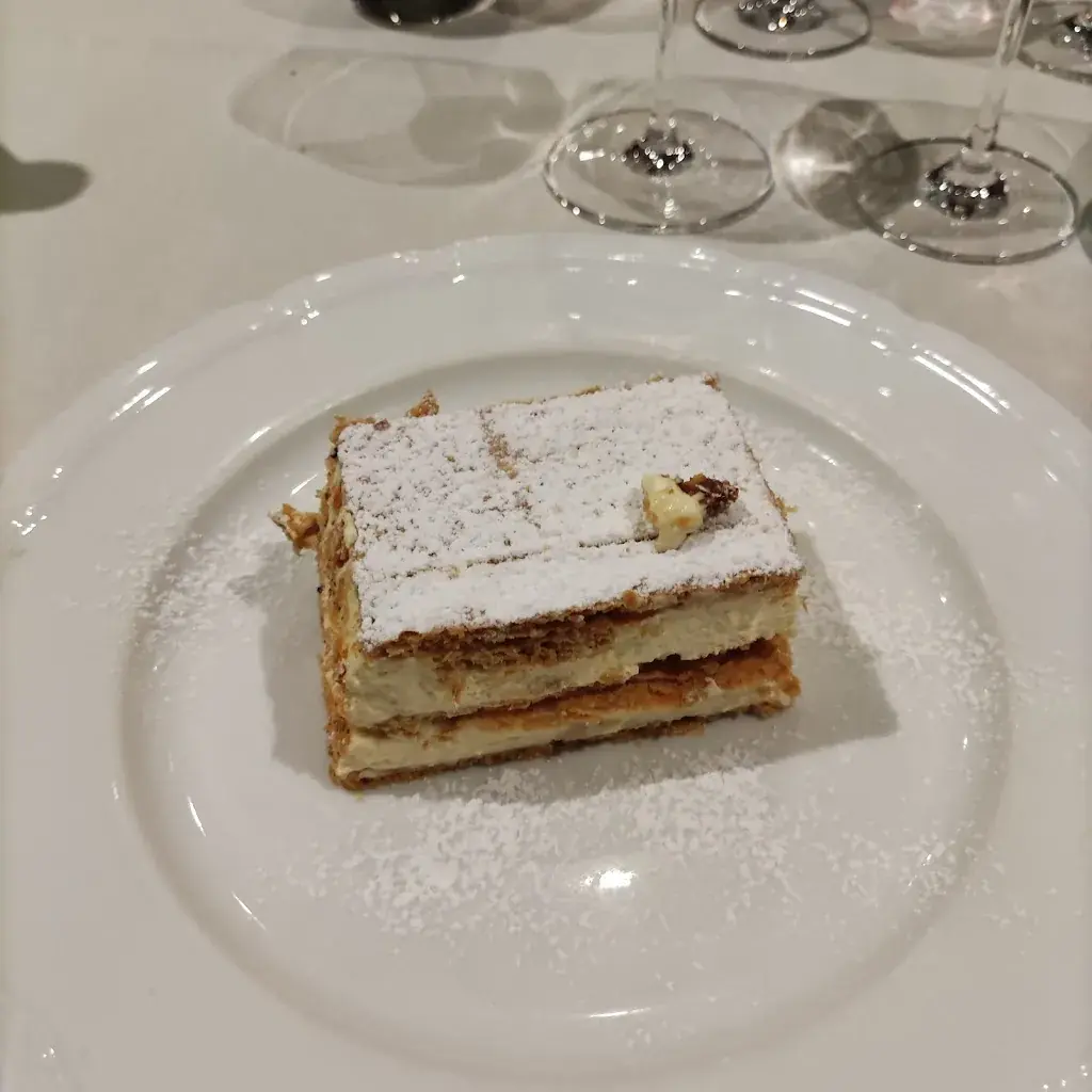 Osteria Gallo d'Oro restaurant à Davesco-Soragno