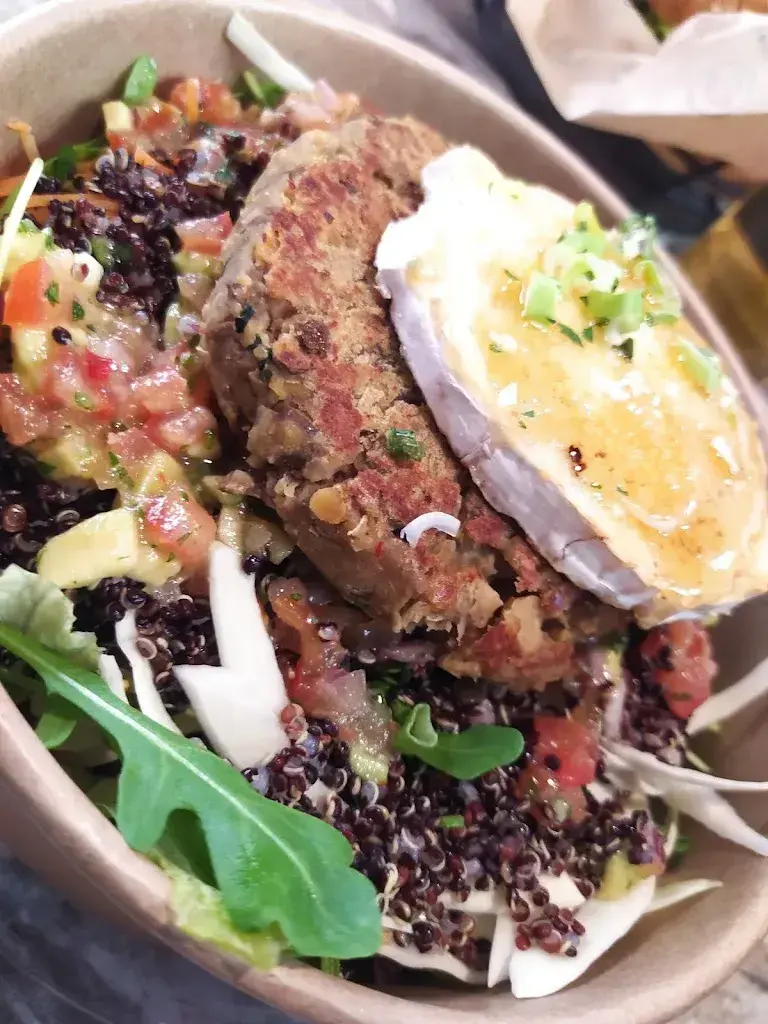 Menu_HolyCow! Gourmet Burger Co. GRANCIA_Grancia_image_9