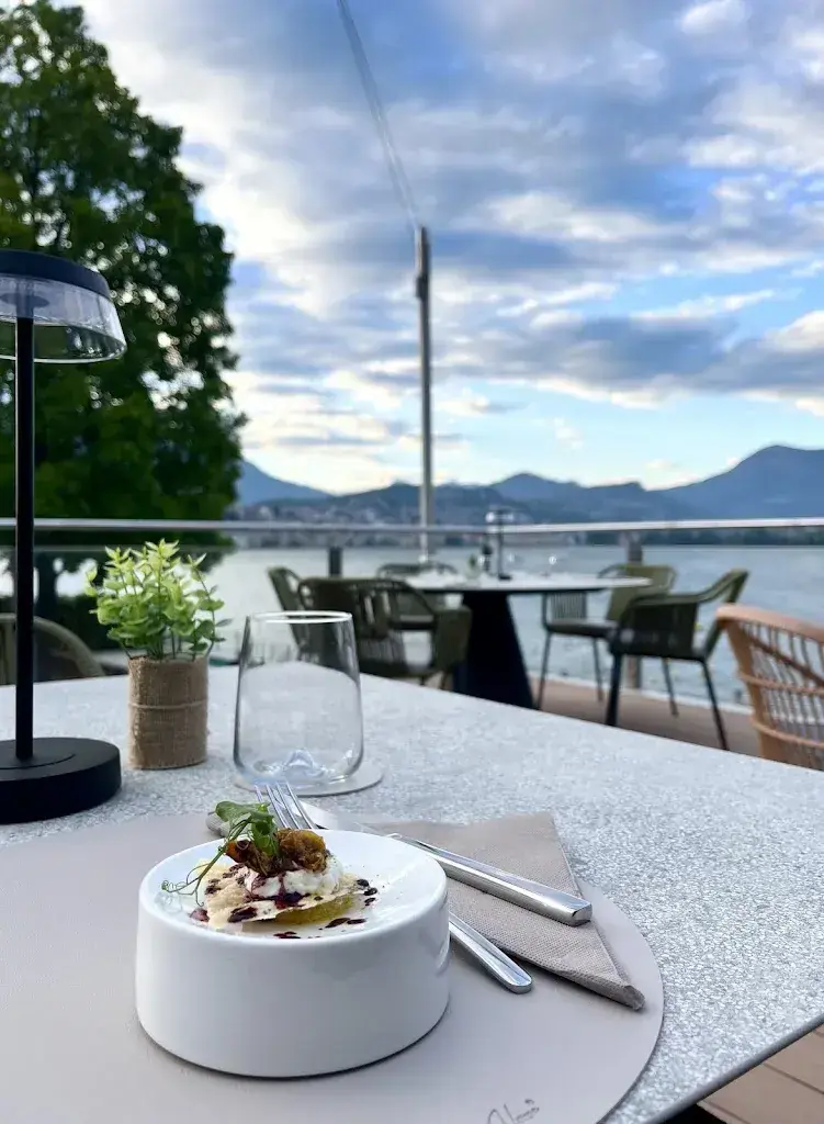 Prena Berisha_Roots Lounge & Restaurant_Lugano_Bewertung