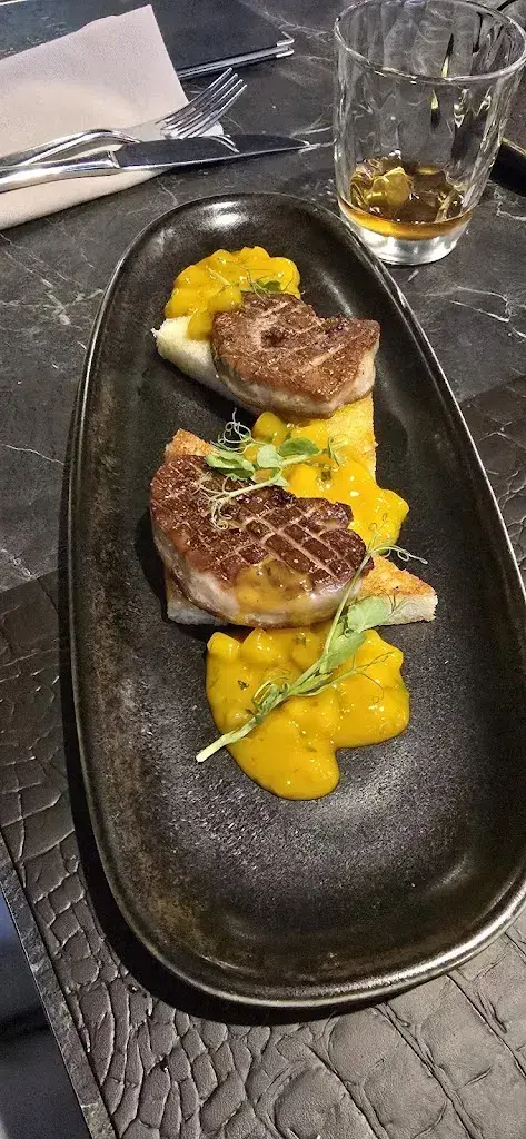 Anatoliy Kirillov_Nido al Lago_Lugano_review