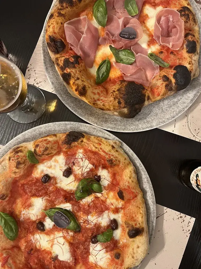 Amar Mandalia_Lo Storico - Pizzeria - parcheggi disponibili anche c/o Scuole Pazzallo_Pazzallo_review