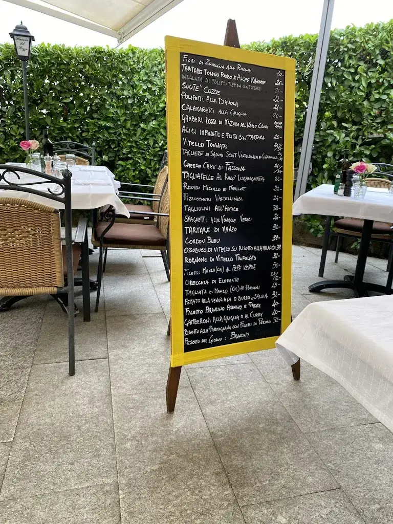 Hostaria del Pozzo restaurante en Canobbio