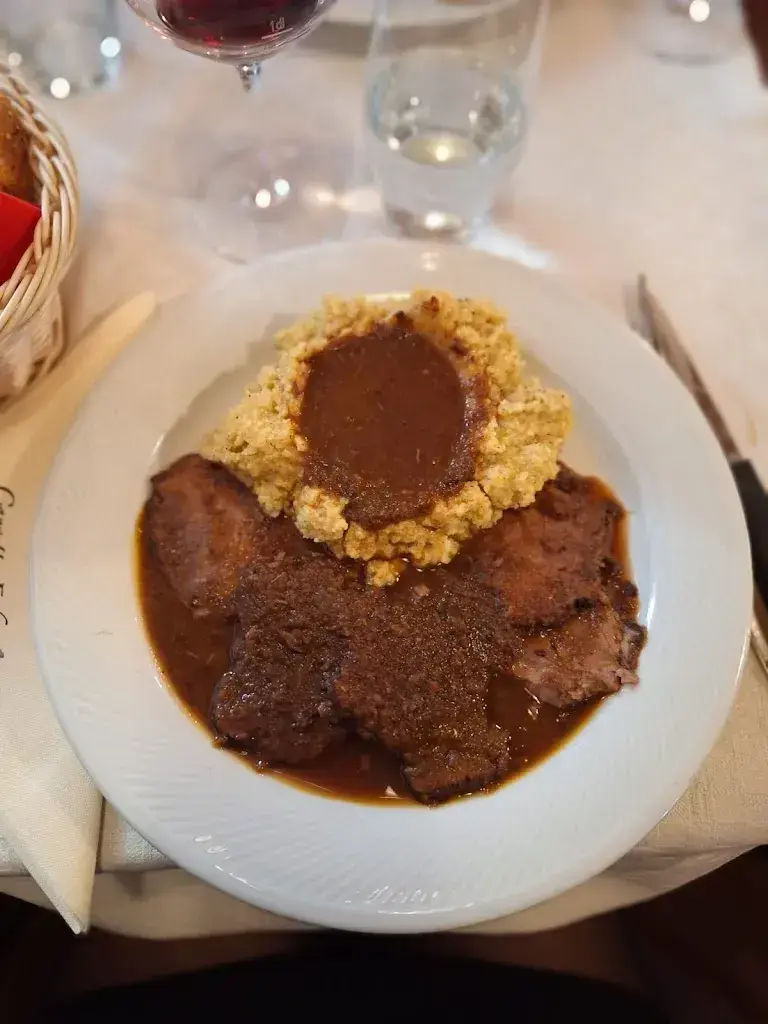 Giulia Longato_Canvetto Federale_Canobbio_review