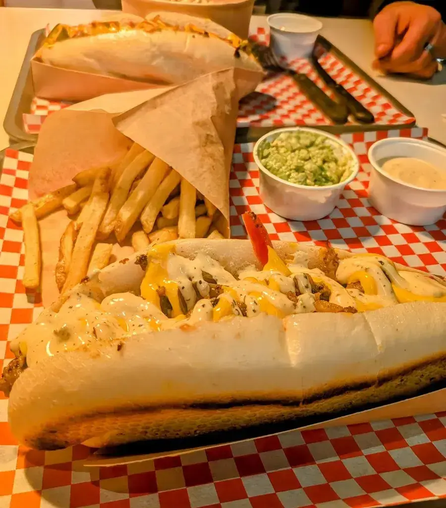 Antonio Chiurazzi_ROOTS Diner Gebenstorf_Gebenstorf_recensione