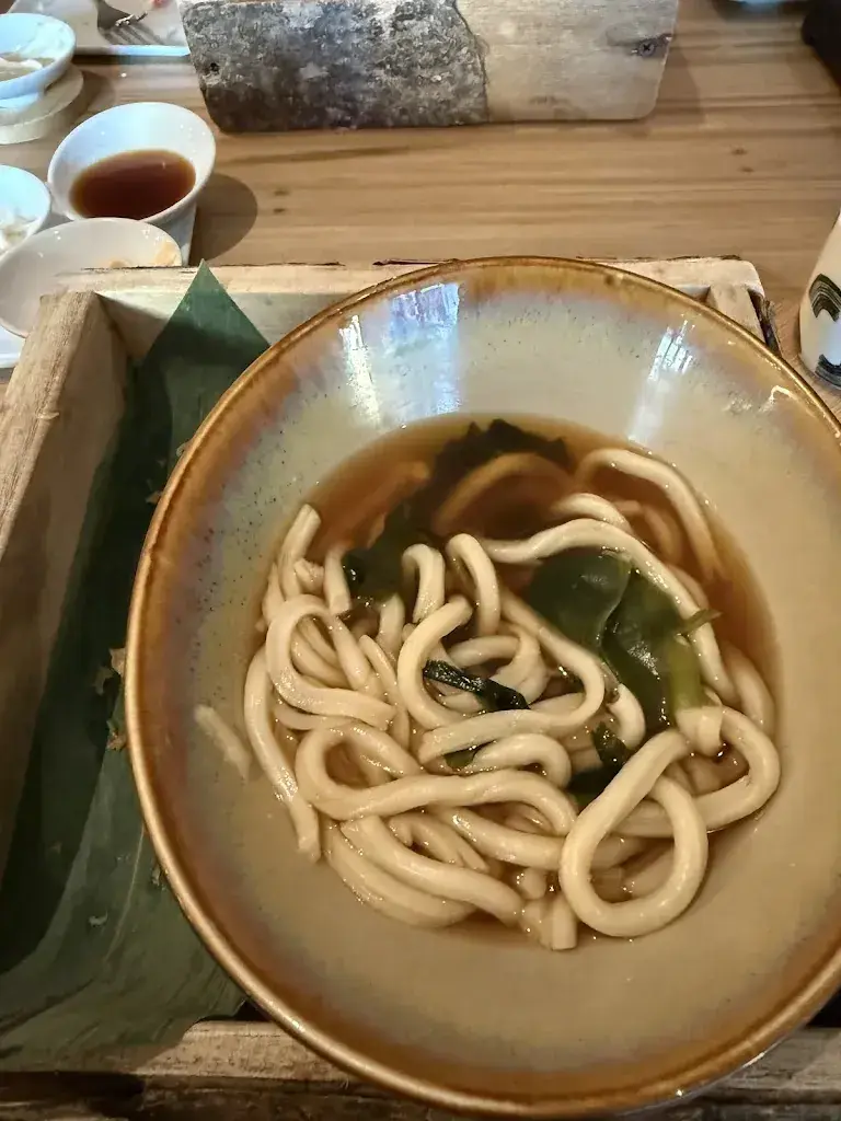 gheisari alaleh_BASARA sushi restaurant_Paradiso_review