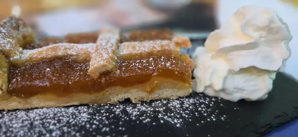 Liz Adrianza de Dingjan_Grotto Castagneto_Brè sopra Lugano_review