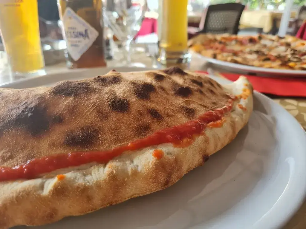 Máté Pónya_Ristorante Pizzeria Terrazza delle Stelle_Paradiso_avis