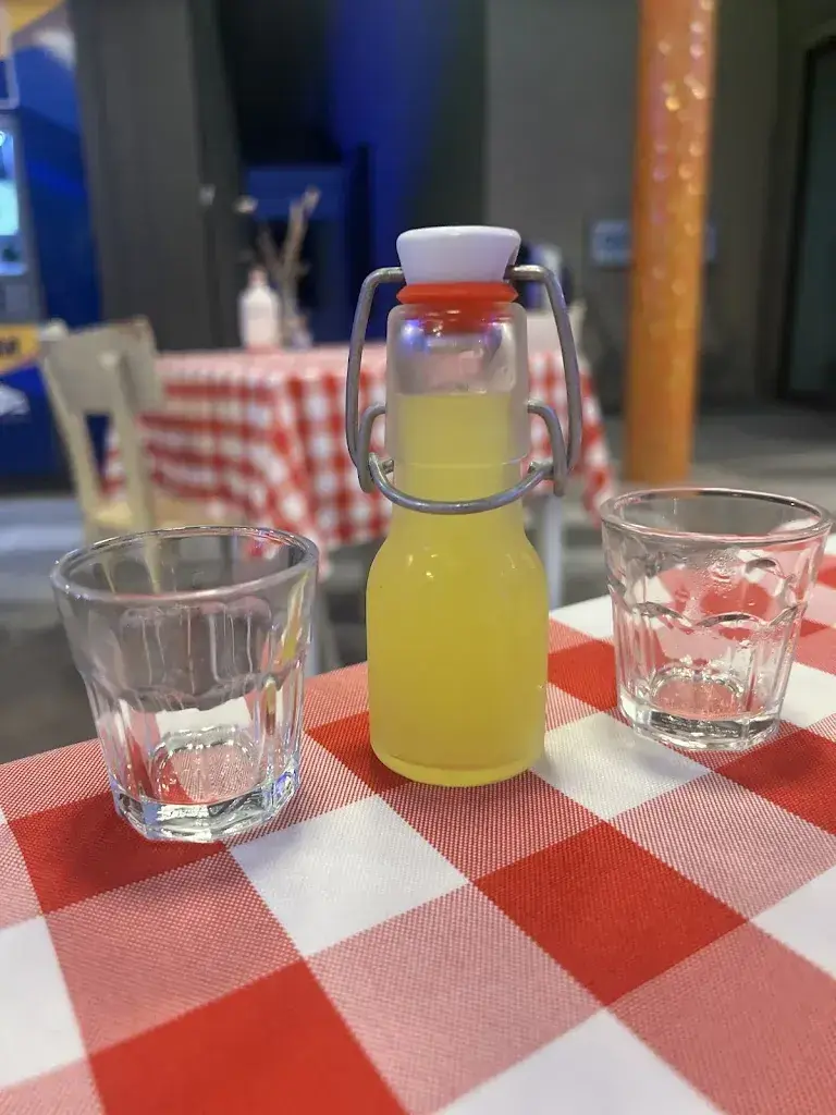 Scott Thompson_Pane e pomodoro_Lugano_review