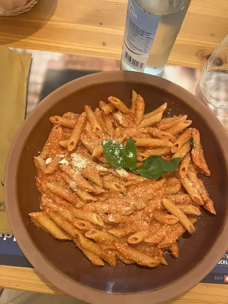 Isabel Petra Kovacic_New Saint Louis_Viganello_review