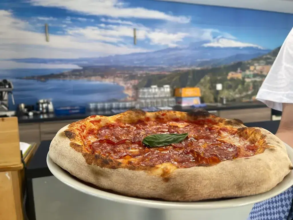 Pizzeria Etna restaurant à Utzenstorf