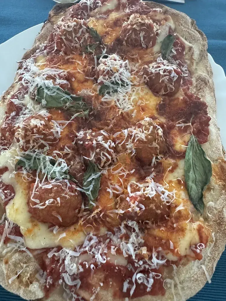 Damiano Dipietro_Le Delizie Di Carmela_Gerlafingen_review