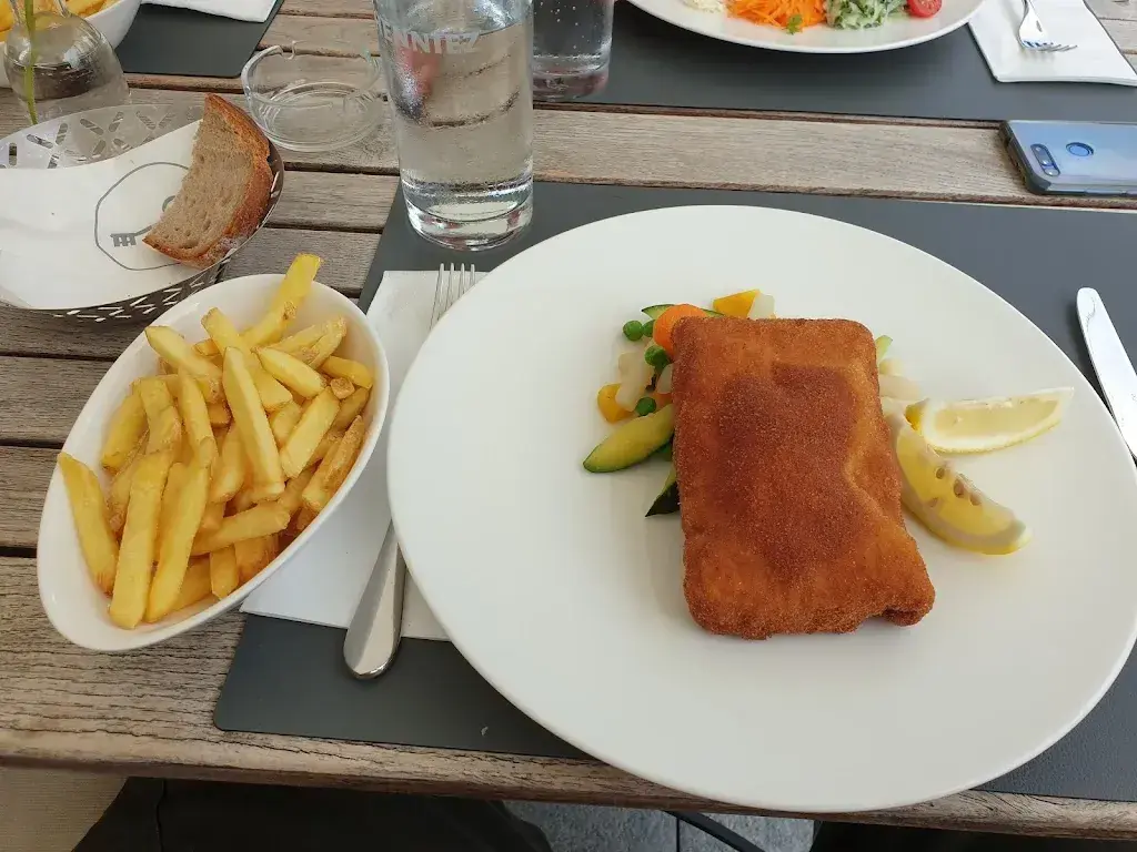 Gasthof zum Schlüssel Ueberstorf restaurant à Ueberstorf