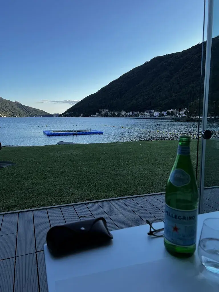 Antonio Fox_BOLA 12 cocktail lounge_Melide_review