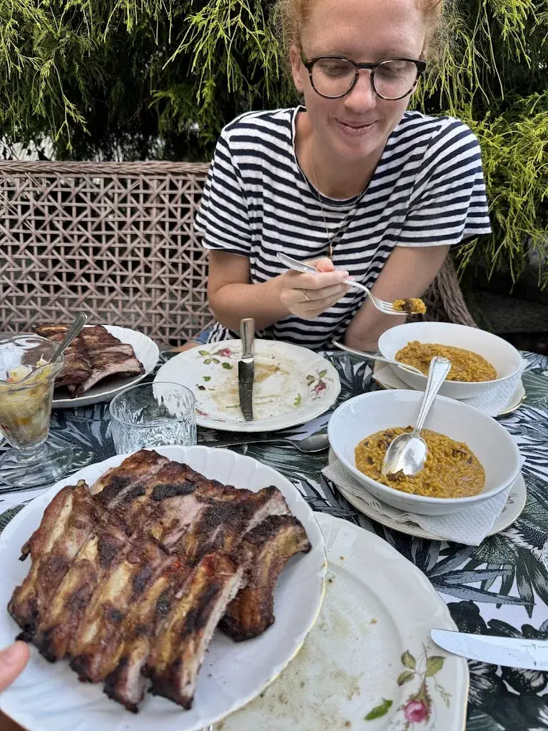 Hans Wicklein_Grotto Flora B&B_Agra_Bewertung