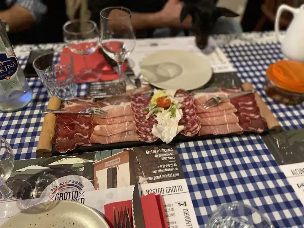 Menu_Grotto Winkelried_Rivera_image_7