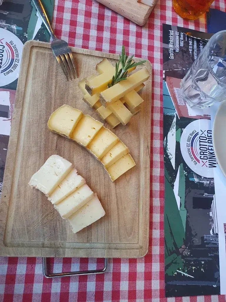 Menu_Grotto Winkelried_Rivera_image_8