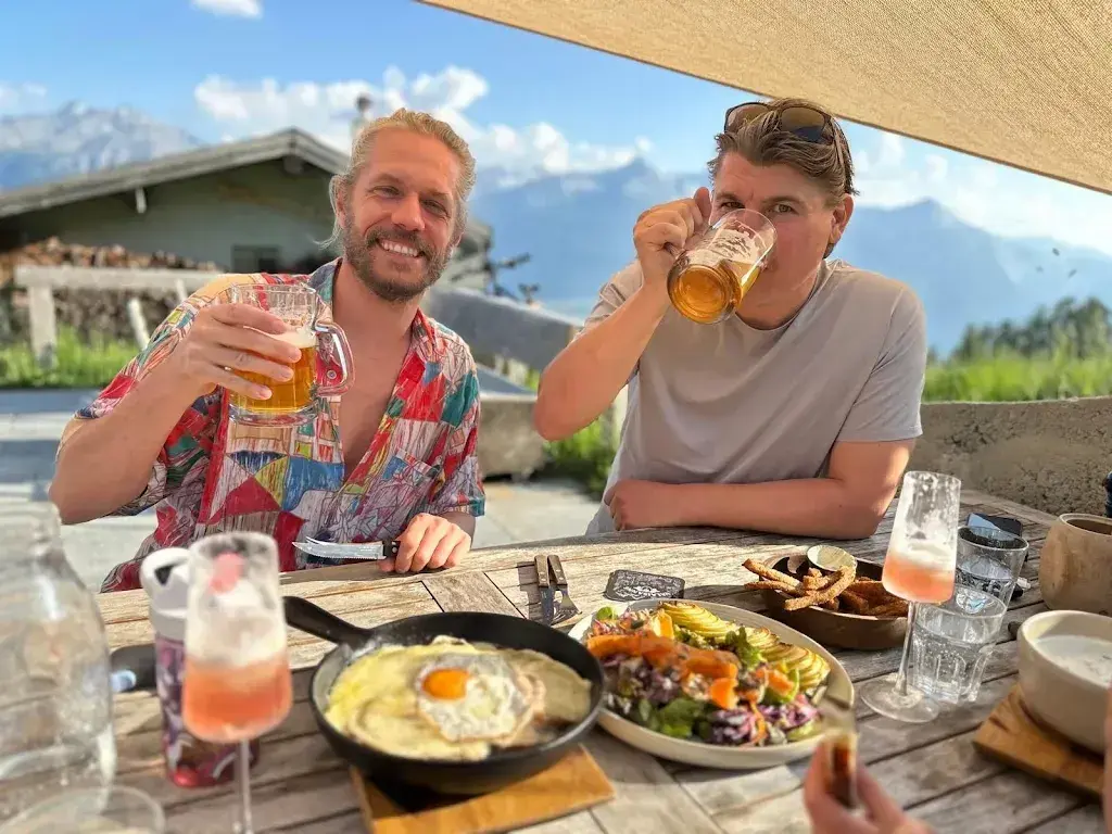 Chris Guzowski_Trächu Hittu_Gampel_review