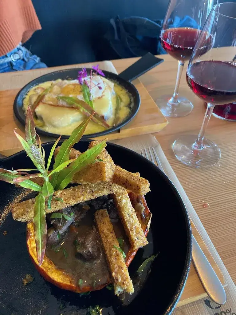 Miguel W_Trächu Hittu_Gampel_review