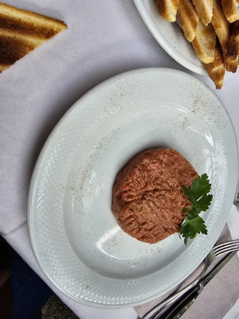 Tiago Ferreira_Grotto del Tiglio_Capolago_review