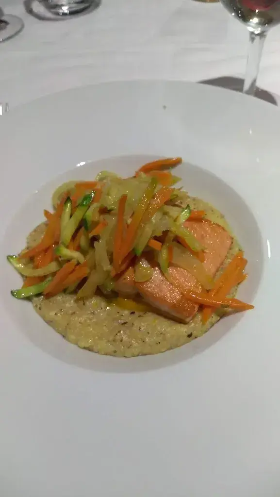 Stone Flower restaurante en Capolago