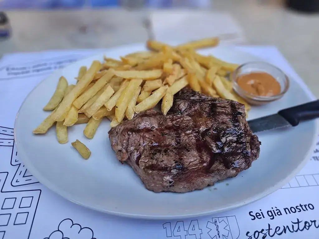 Michał Maciejewski_Grotto Loverciano_Castel San Pietro_review