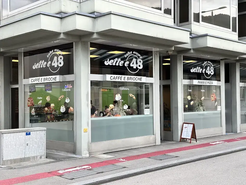 James Dudley_Bar Sette e 48_Chiasso_review