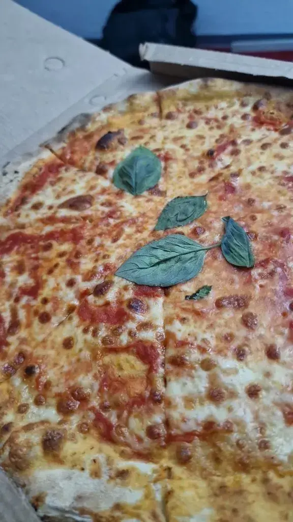 Menu_Pizz🍕stop_Chiasso_image_4