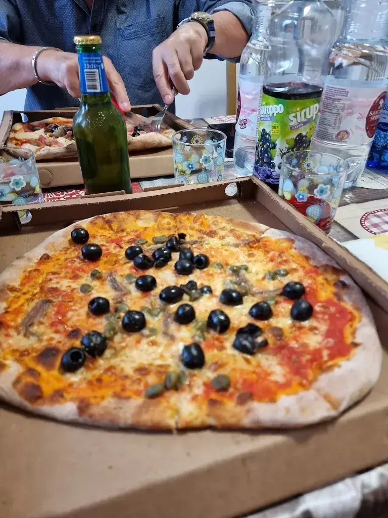 Menu_Pizz🍕stop_Chiasso_image_5