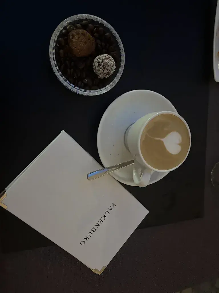 Laurel_Falkenburg_Rapperswil-Jona_review