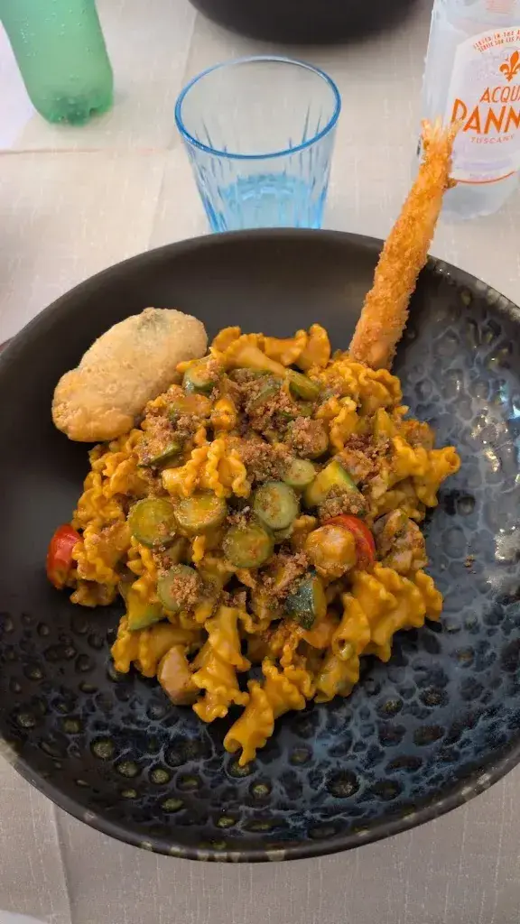 Giulia Bensi_Essenziale Restaurant and Pizza_Mendrisio_avis