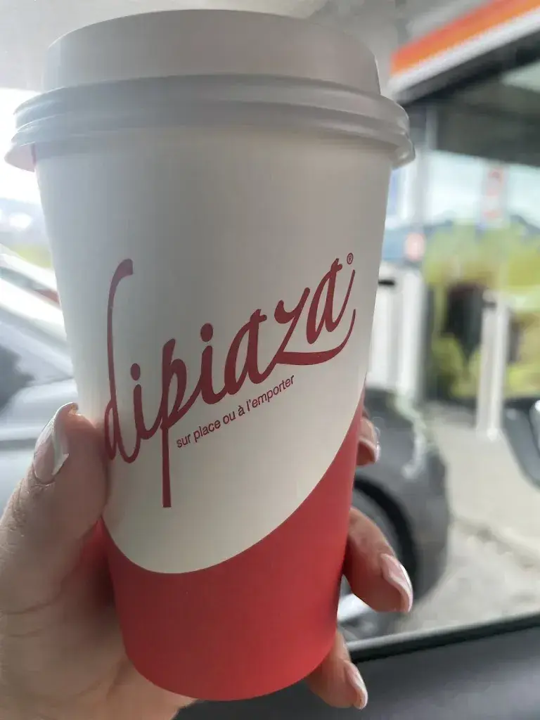 emerllyn villaparedes_Di Piazza_Bulle_reseña