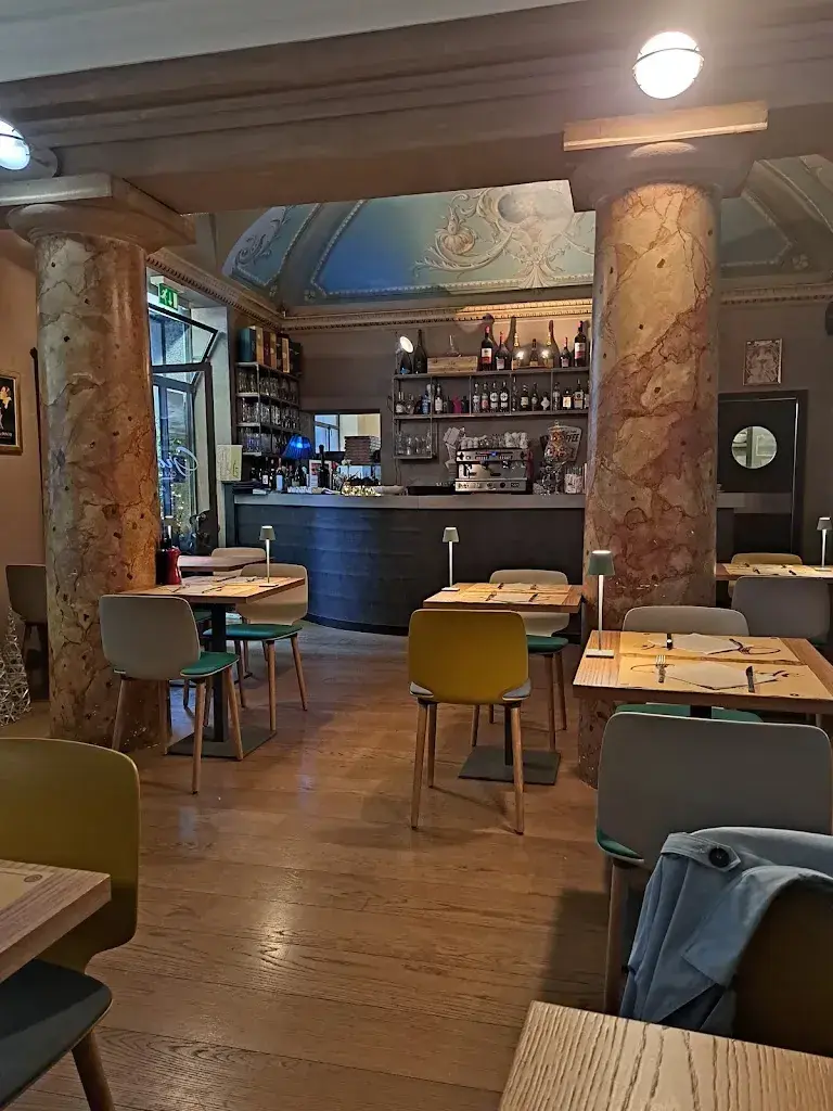 Catherine Buehler_Locanda San Silvestro - Albergo | Spa_Meride_review