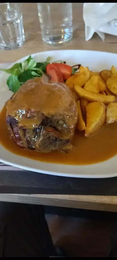 Giuliana Plebani_L'Oca Gialla_Stabio_review