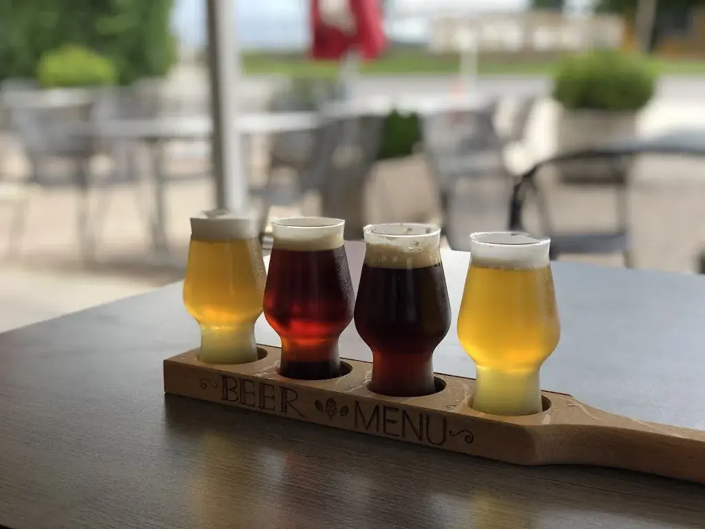 C Liechti_Indios_S. Pietro_review