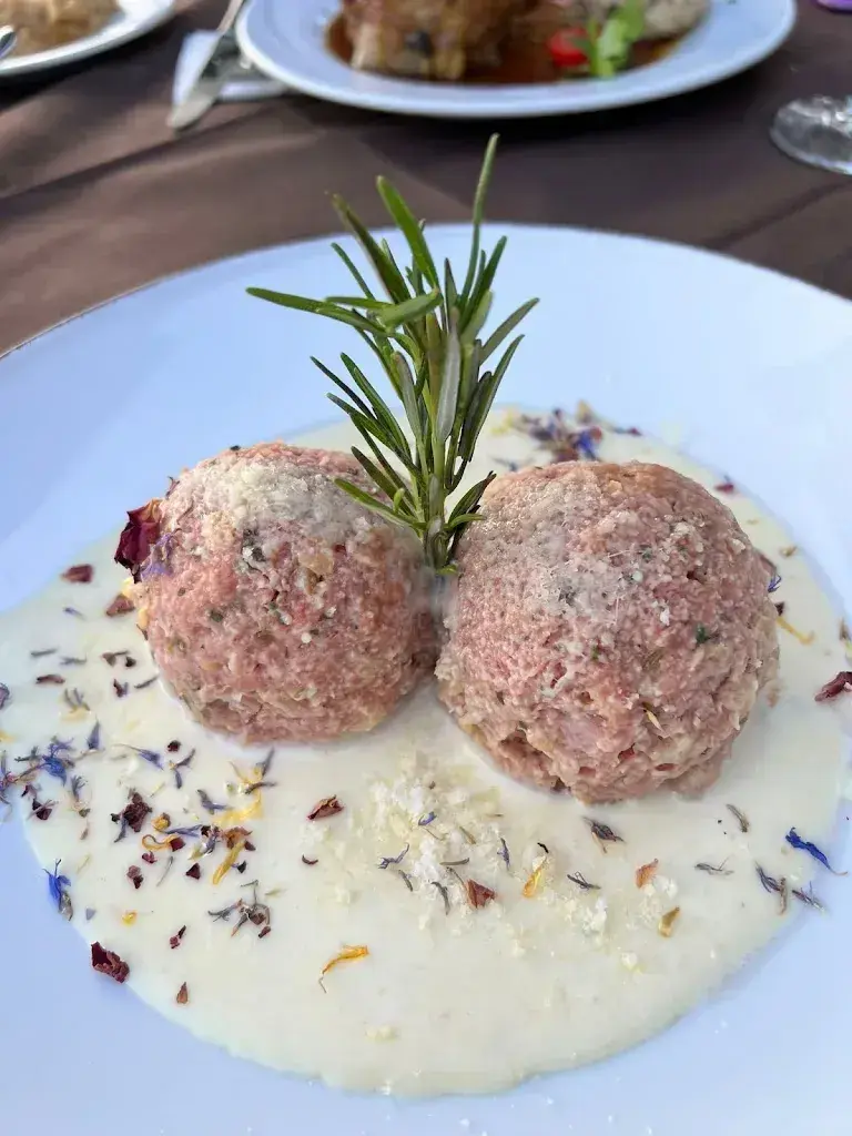 Aine ni fhlanagain_Restaurant St. Michael_Italy_review