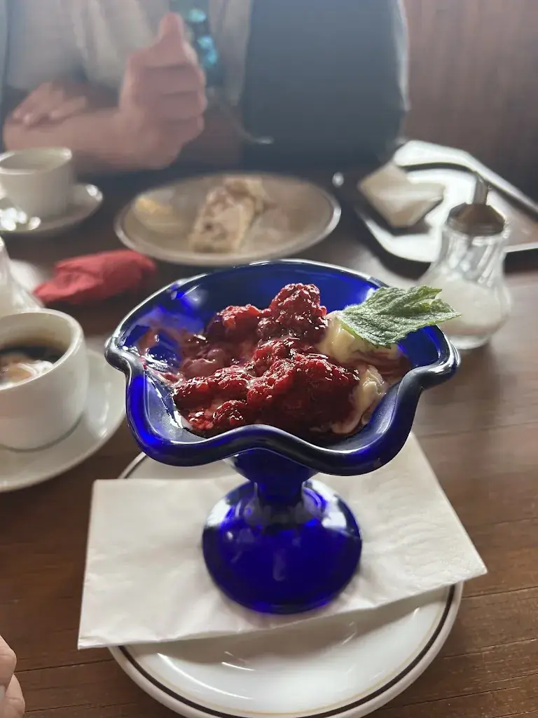 Rebecca Smith_Radauer schwaige_Italy_review