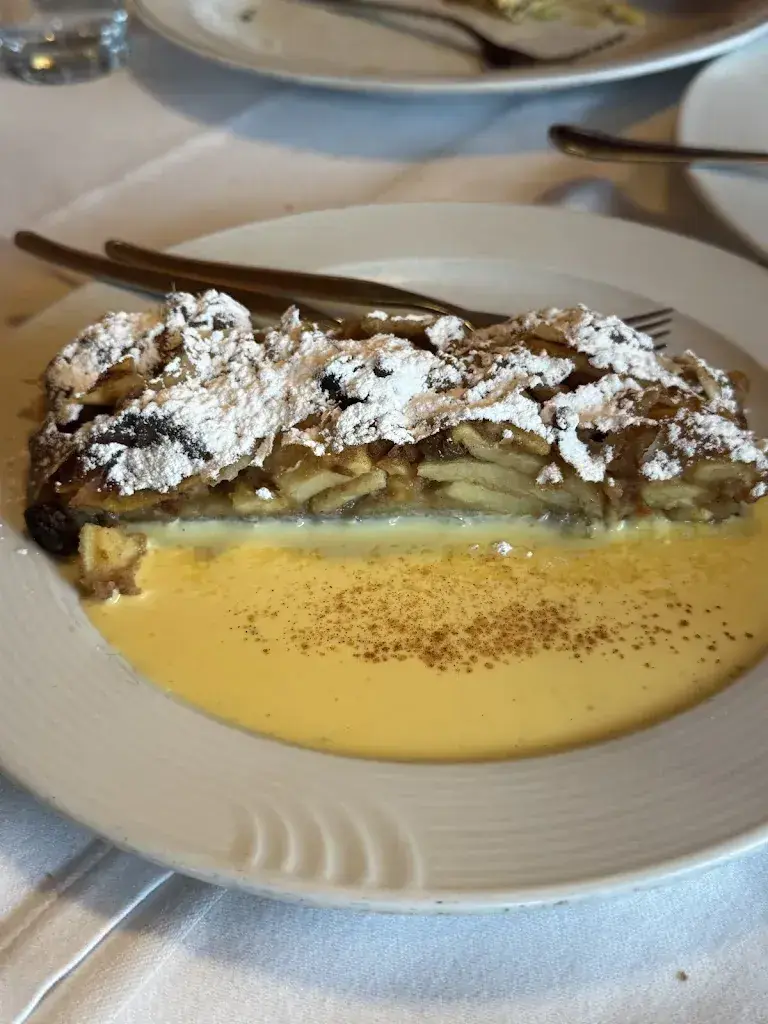 Nick Laul_Rauchhütte_Italy_review