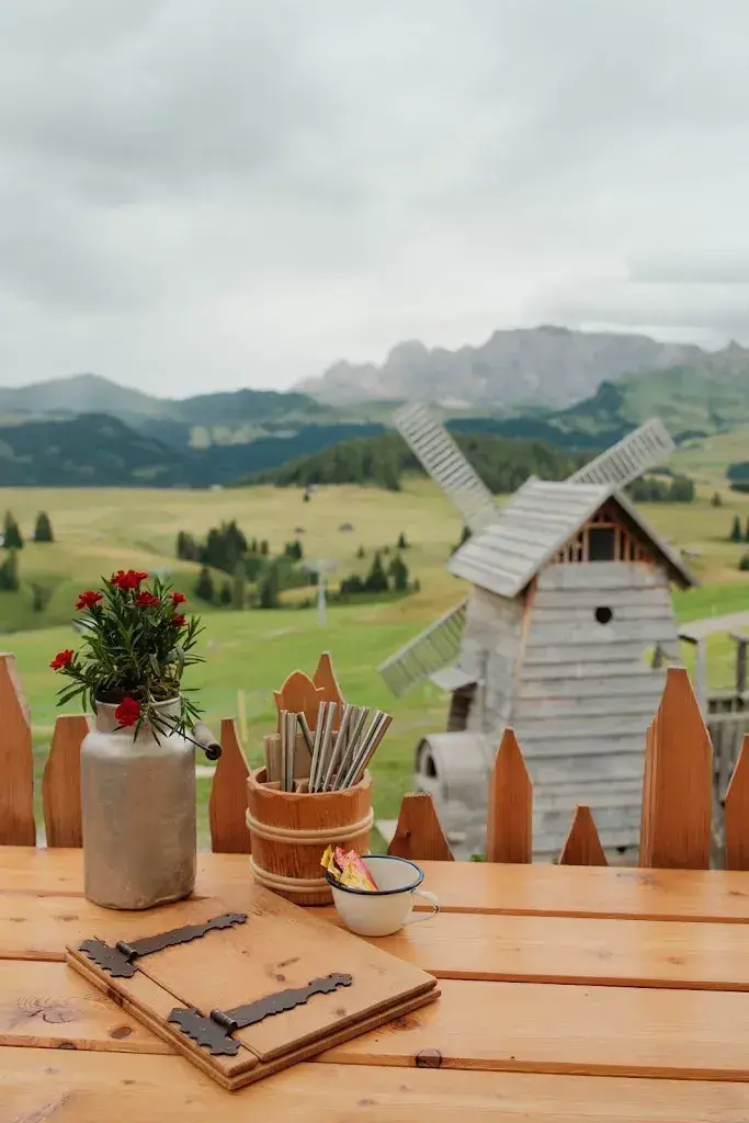 yiktingg_Malga Schgaguler Schwaige_Italy_review