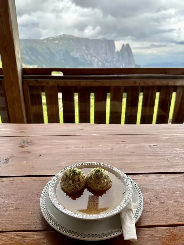 Aurelija Marcinkevičienė_Malga Sattler Schwaige_Italy_review