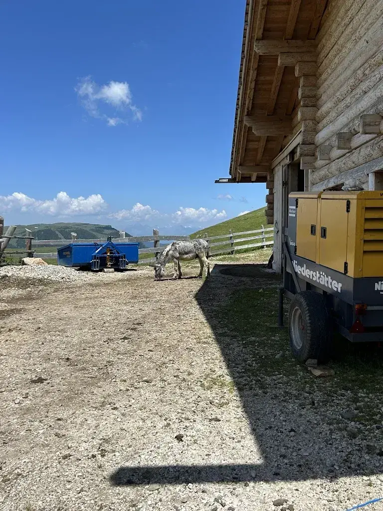 Eleonora Fracchioni_Malga Sattler Schwaige_Italy_review