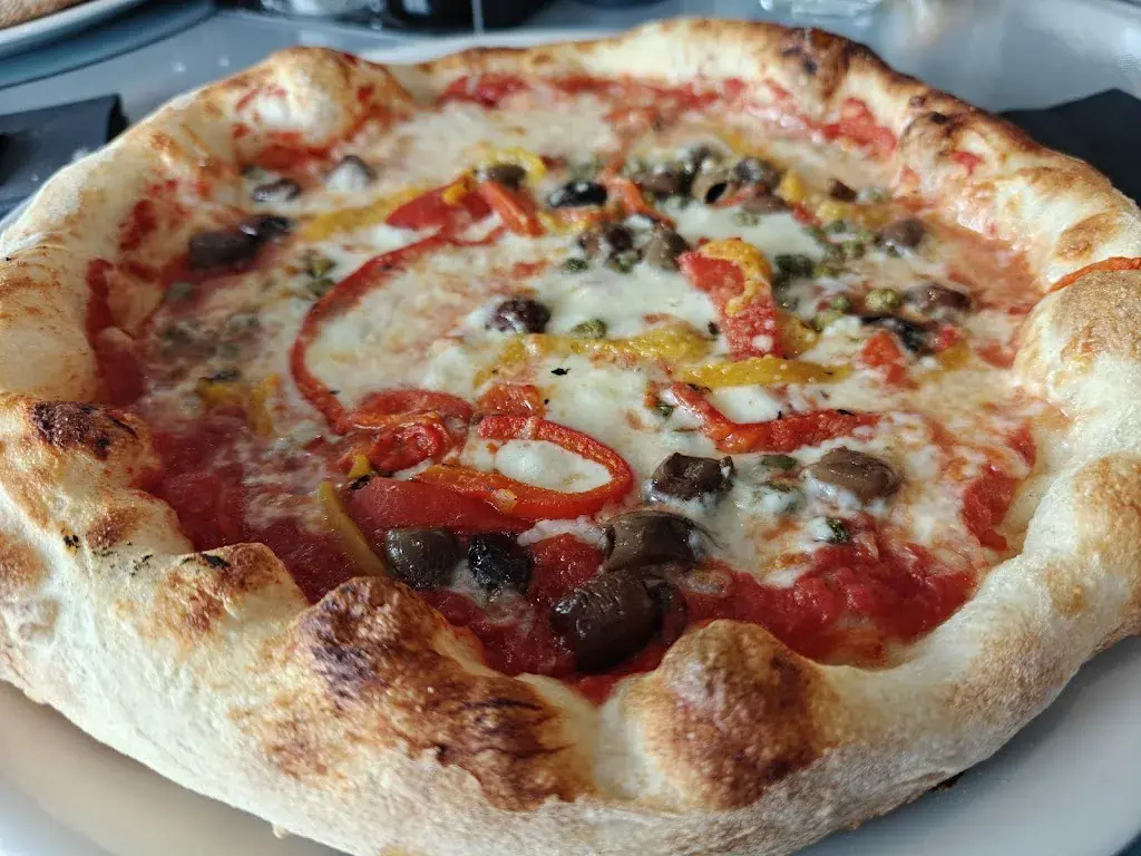 Łukasz Litwin_Alpina Chalet_Italy_review