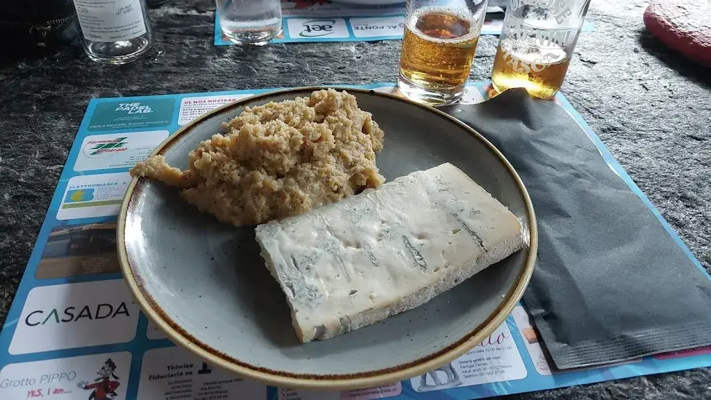 Grotto Del Mulo restaurant in Biasca