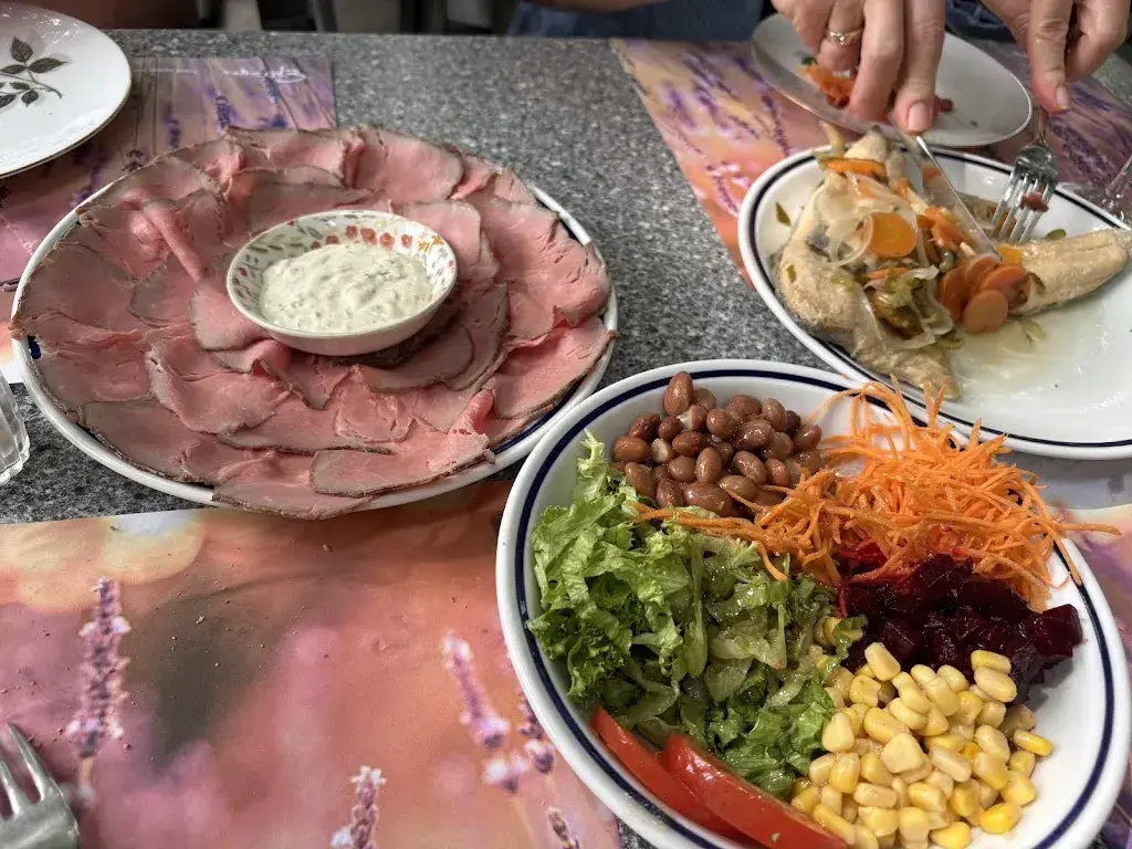 Yvonne Lüthi_Grotto Pini_Biasca_review