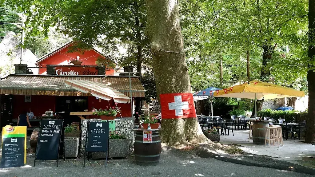 Monica Allavena_Grotto Pini_Biasca_review