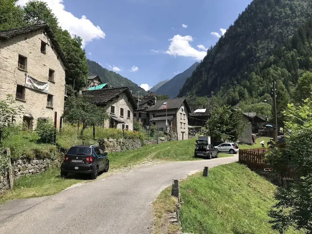 Keith Simon_Grotto Al Morign_Biasca_review