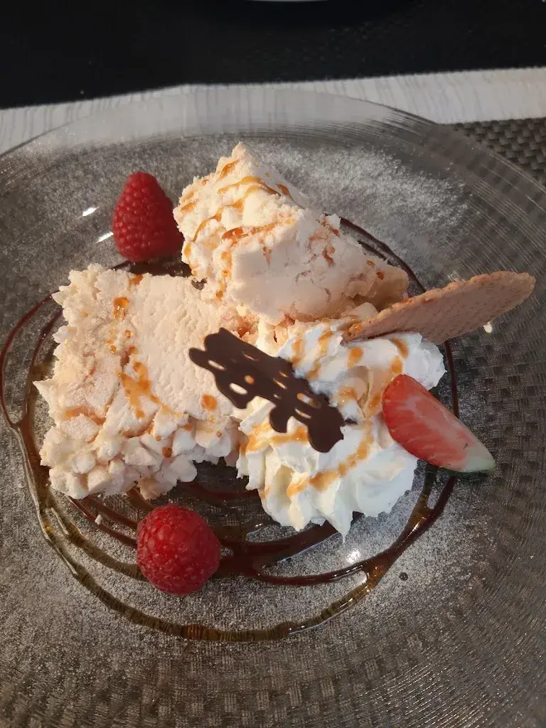 Hannah Badertscher_Ristorante Pizzeria Pomodoro_Biasca_review