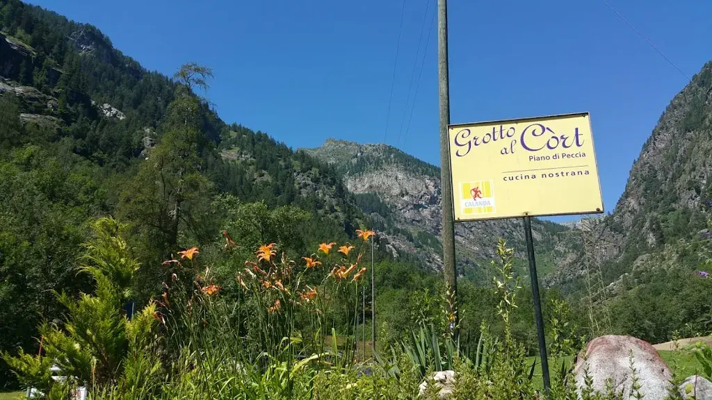 Pia Michel_Grotto Al Corte_Piano di Peccia_review