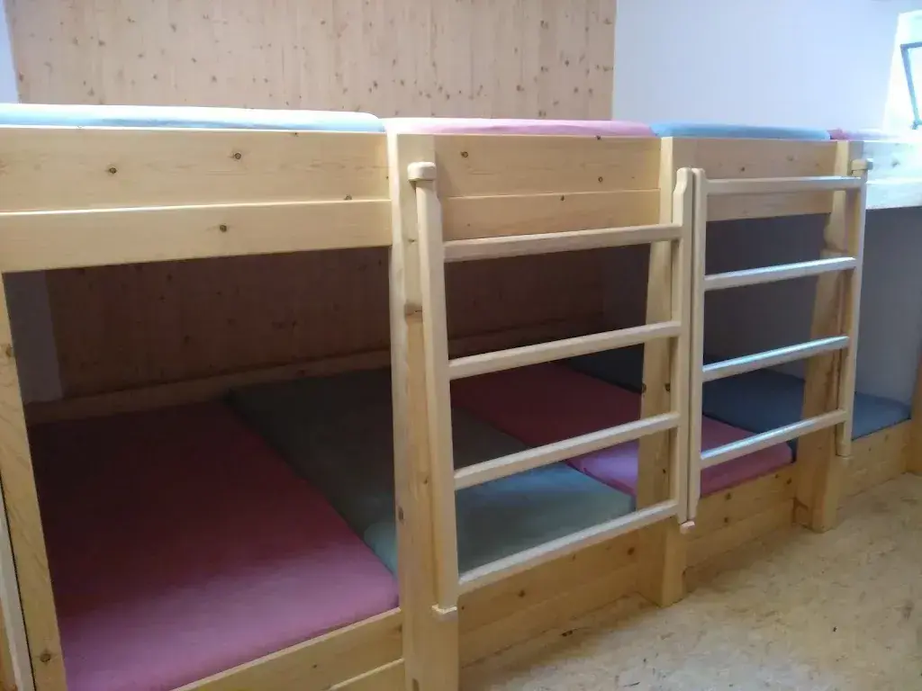 umberto_Peccia valle Lavizzara Dormitorio Mattei_Piano di Peccia_review